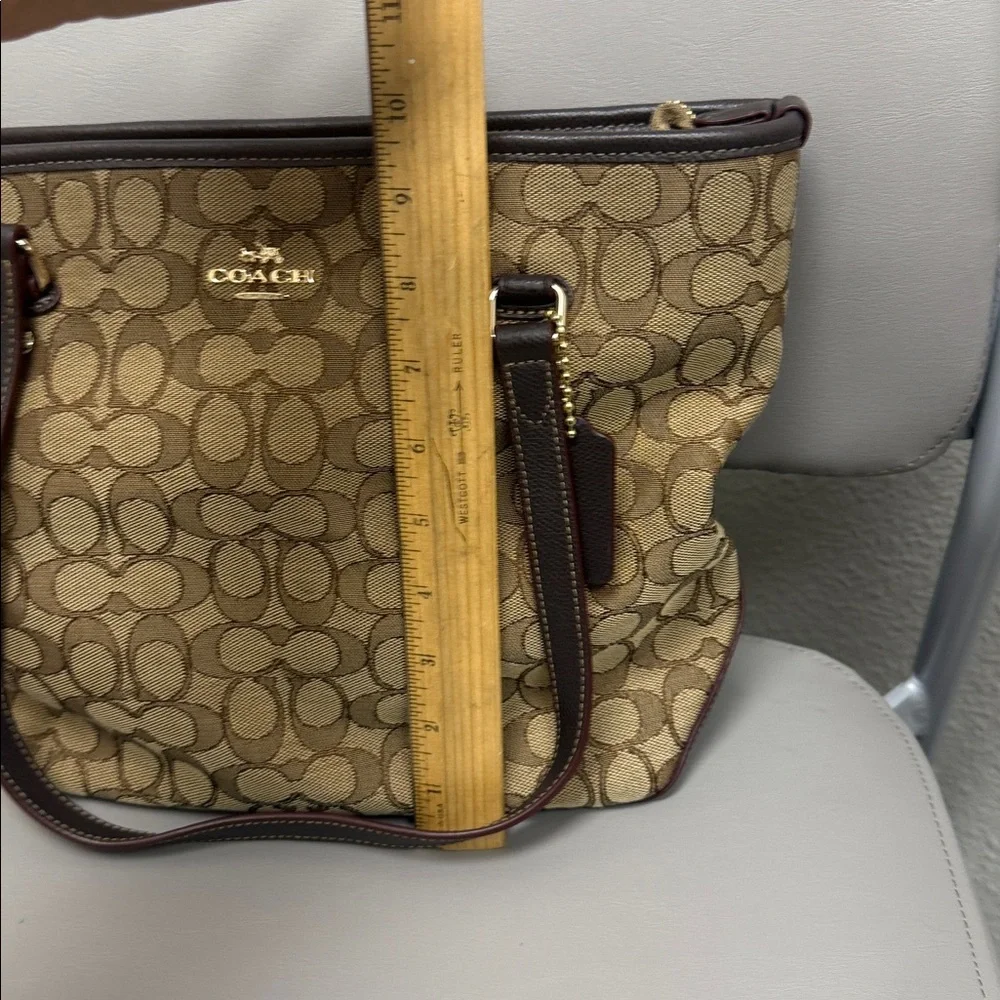 Coach elegant tote